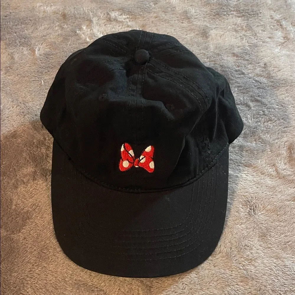 Kids Black Cap with Red Bow minnie Design disney